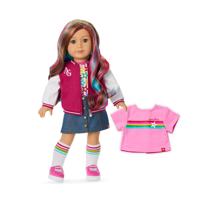 Truly Me™ 18-inch Doll #101 with wavy caramel hair V1