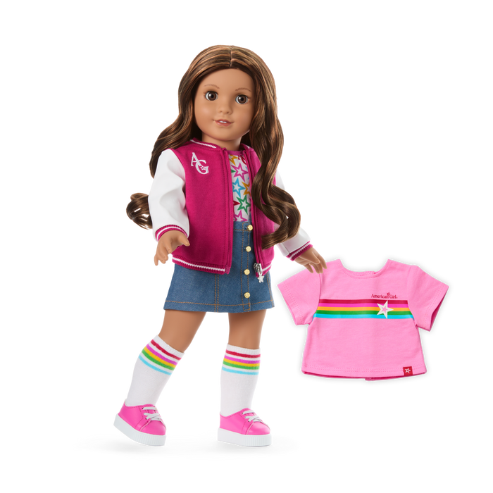 Truly Me™ 18-inch Doll #117 with wavy dark-brown hair Z9