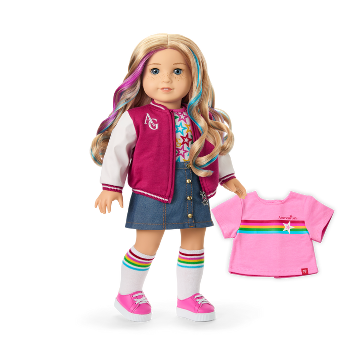 Truly Me™ 18-inch Doll #110 with wavy blonde hair C7
