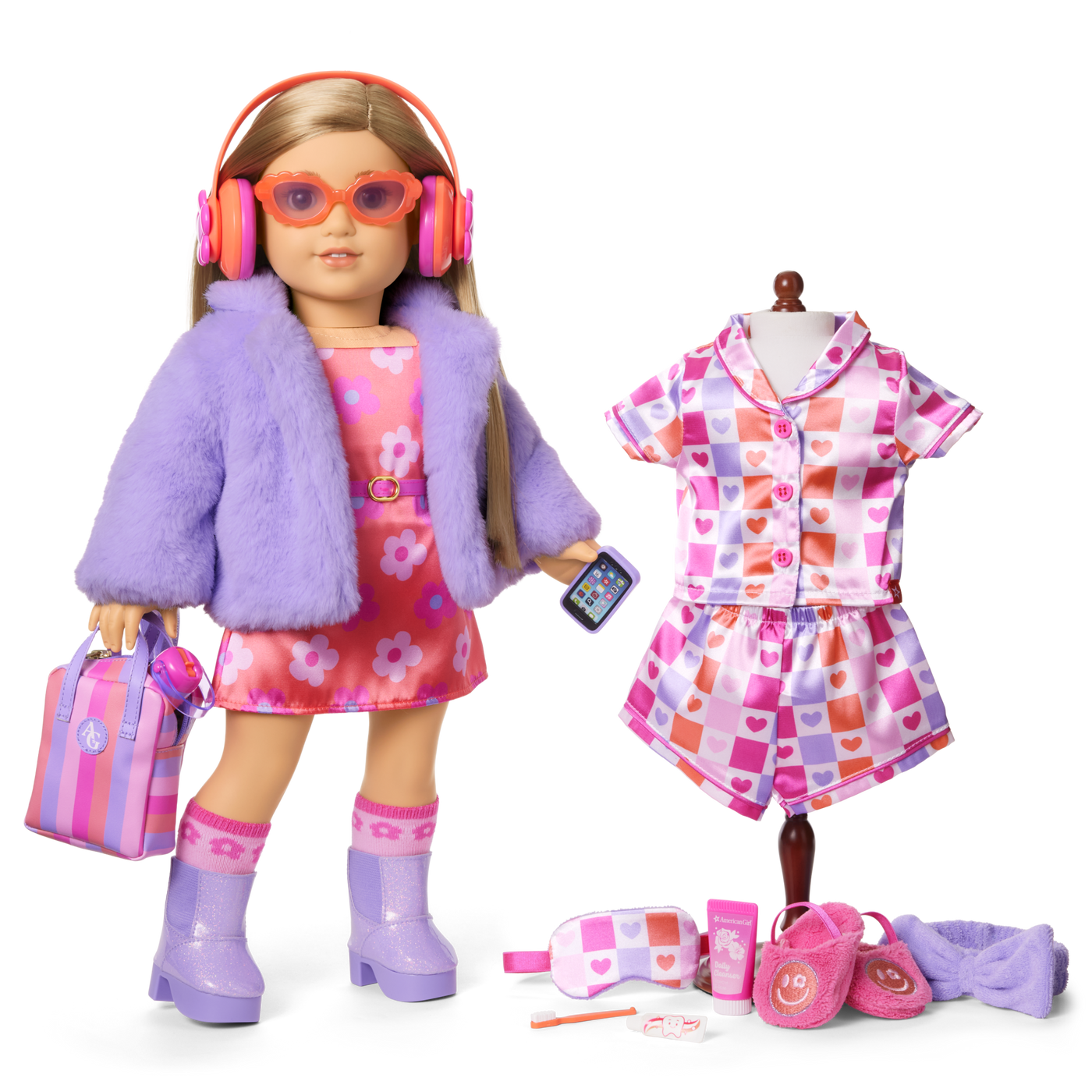 Truly Me™ #131 Doll & Day of Fun All-in-One Set A2