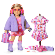 Truly Me™ #131 Doll & Day of Fun All-in-One Set A2