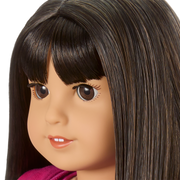 Truly Me™ 18-inch Doll #130 with straight black-brown hair F4