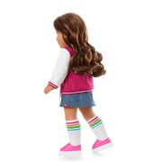 Truly Me™ 18-inch Doll #117 with wavy dark-brown hair Z9