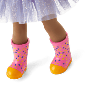 Kendall™ Doll Y8
