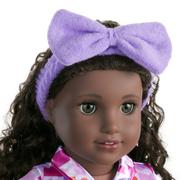 Truly Me™ #127 Doll & Day of Fun All-in-One Set C8
