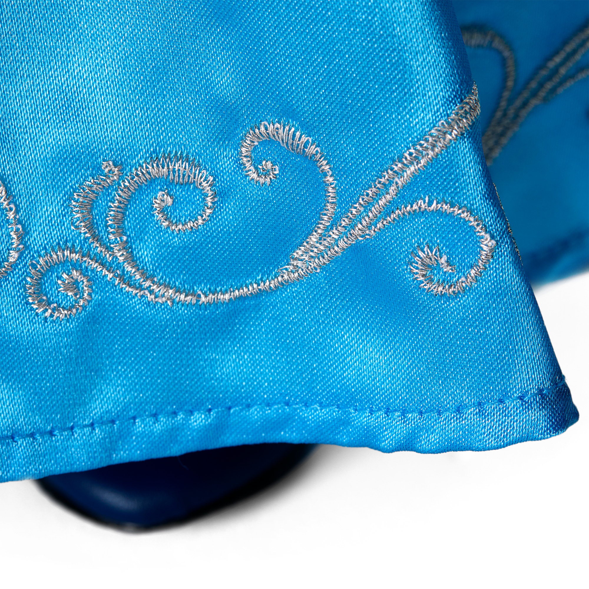 American Girl® Disney Princess Ariel Day Dress, Flounder & Accessories for 18-inch Dolls E5