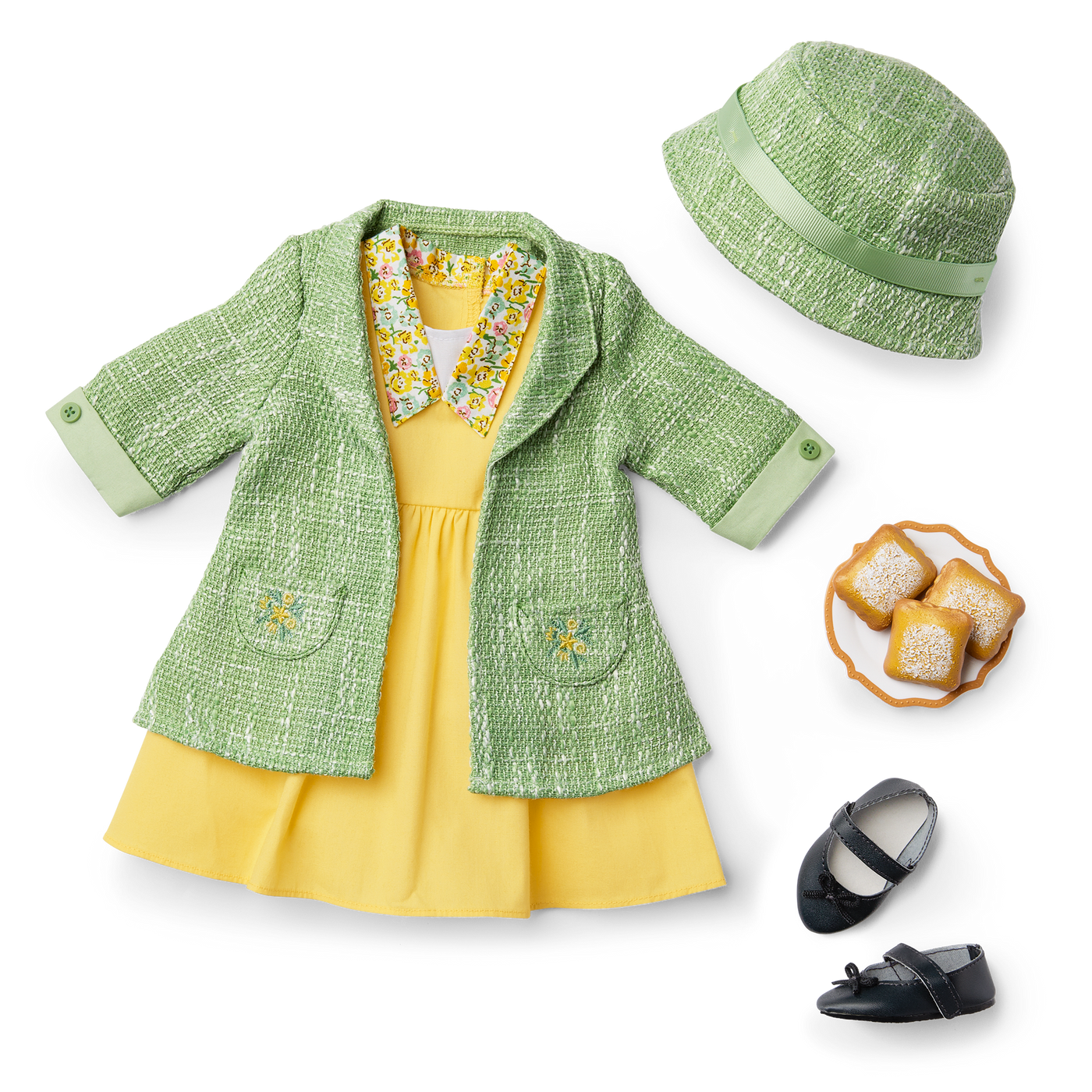 American Girl® Disney Princess Tiana Work Dress & Accessories for 18-inch Dolls A6