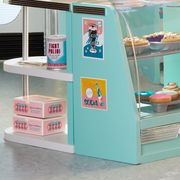 Maryellen’s™ Seaside Diner Bakery Case for 18-inch Dolls (Historical Characters) T6
